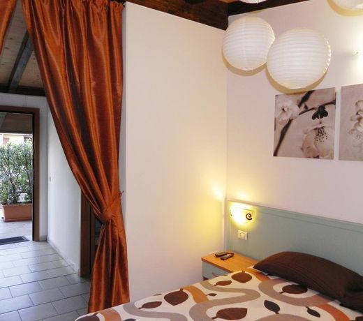 Hotel Universo