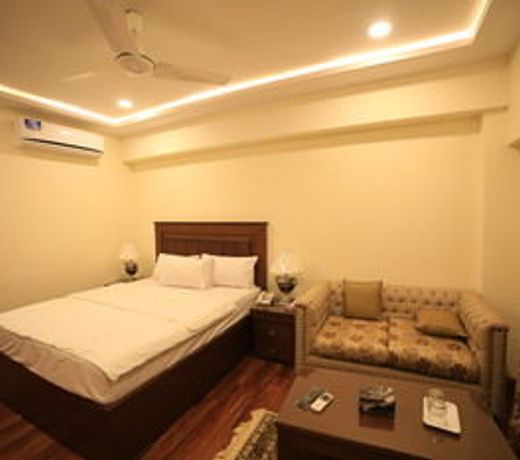 Diplomat Hotel