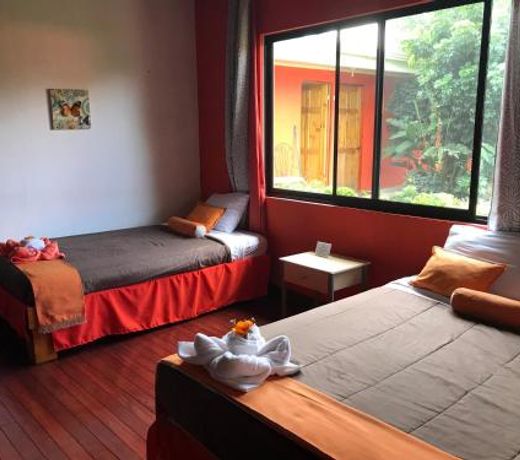 Hotel Your House