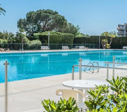 Appart Hotel Mandelieu