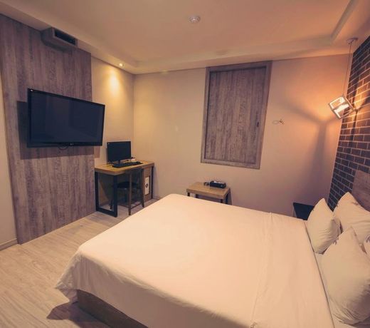 CK Hotel