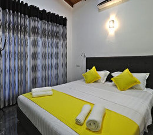 Kandyan Bluestar Villa