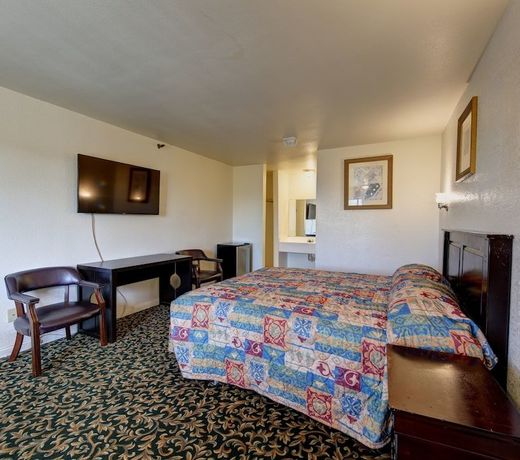 Budget Inn
