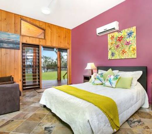 Lake Tinaroo Waterfrontage