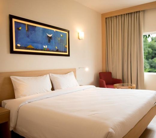 Red Fox Hotel, Trichy
