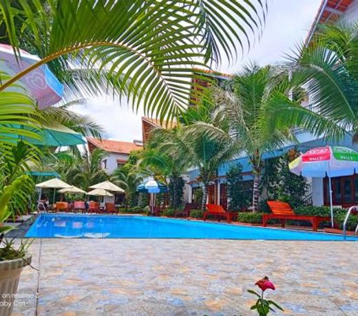 Camellia Resort & Spa