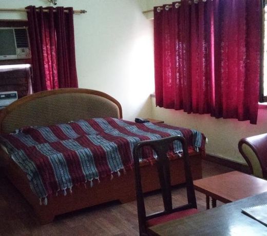 Bhagwati Palace Guest House By OYO Rooms