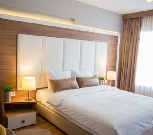 Aroyal Suites Hotel