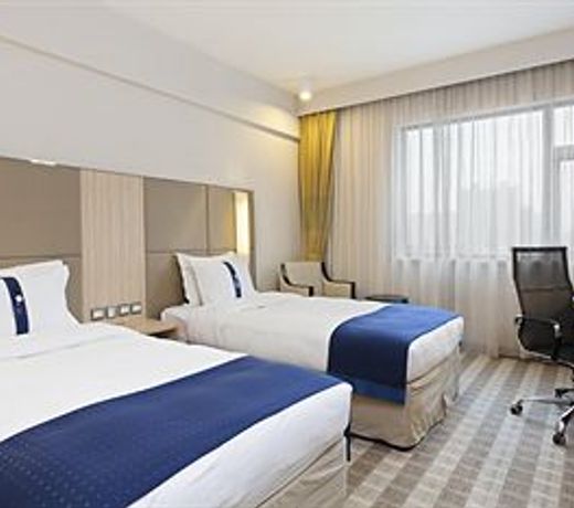 Holiday Inn Express Zhengzhou Zhongzhou, an IHG Hotel