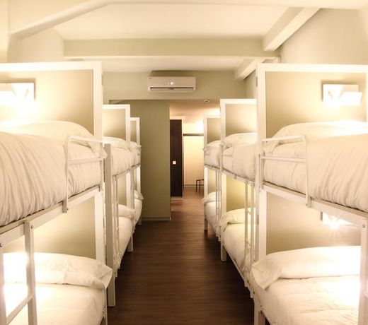 Poshtel Bilbao - Premium Hostel
