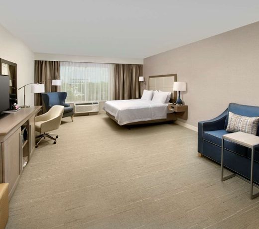 Hampton Inn Wilmington Downtown
