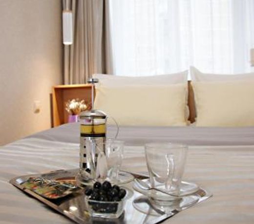 Respect-Holl Hotel