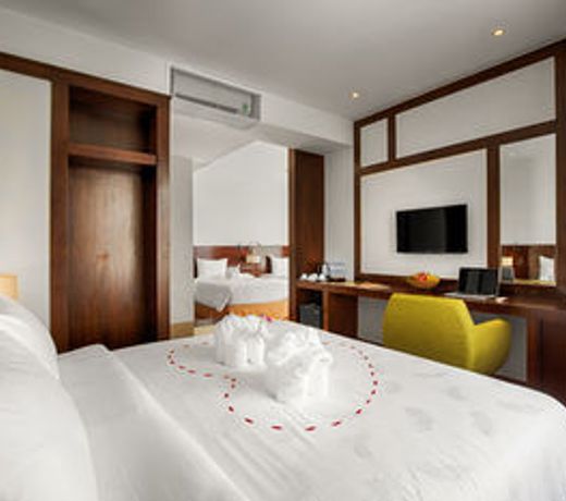 Sofia Suite Hotel Danang