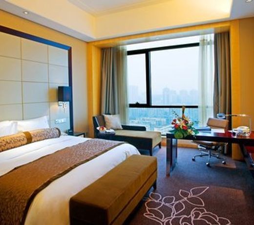 Crowne Plaza Yichang, an IHG Hotel