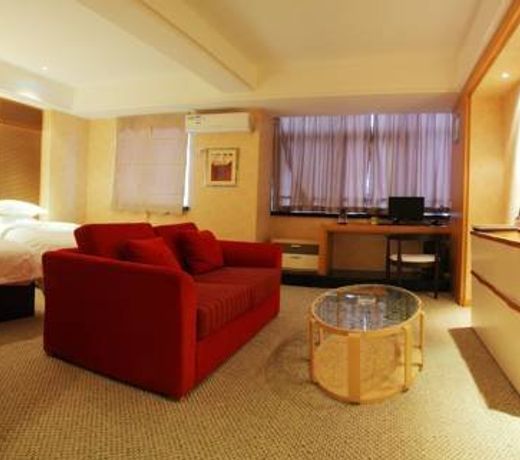 Meilin Hotel (Yichang CBD Jiefang Road Pedestrian Street)
