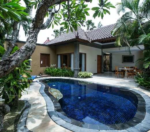 Parigata Villas Resort