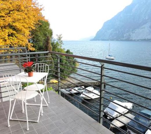a...fior di lago