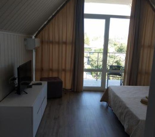 Dynastya Inn