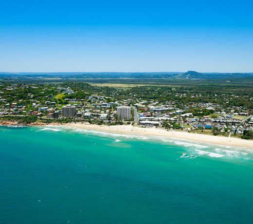 Coolum Waves Pet Friendly Holiday House