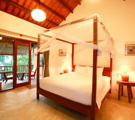 Vina Beach Pool Villas