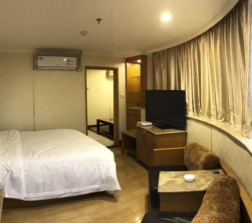 Spring Charm Hotel