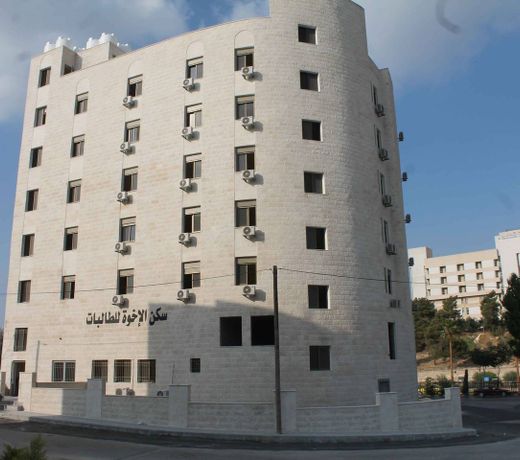 Ikhwa studio apartments -Female guests only-
