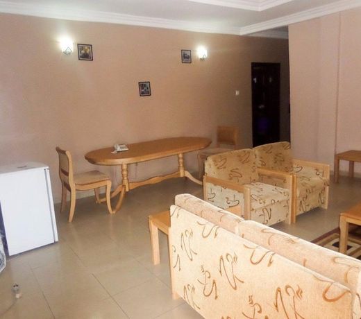 Junbic Apartment And Suites