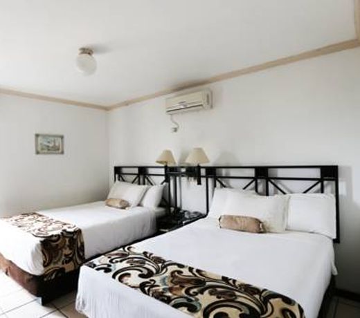 Minister Suites