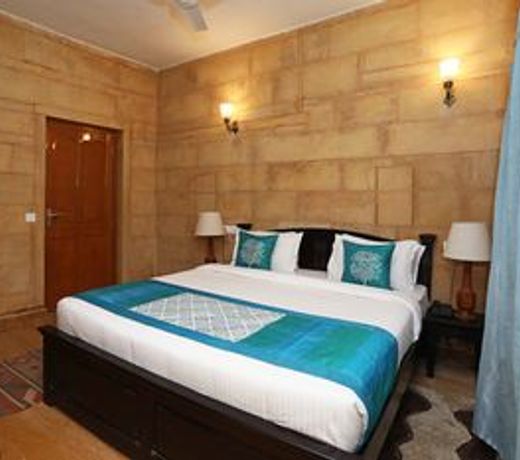OYO 8100 Hotel Naman Haveli