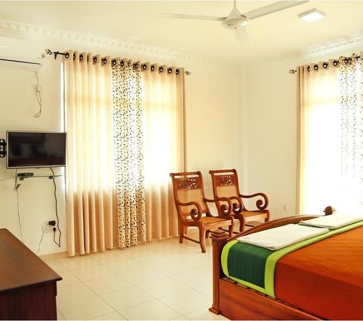 Ronaka - Airport Transit Hotel