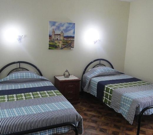 El Cardenal Hotel