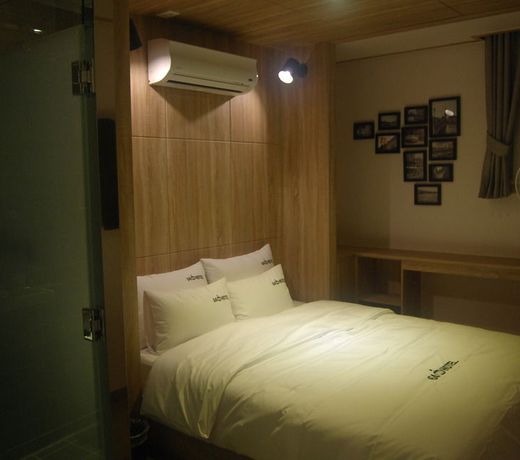 64 Inn Hotel