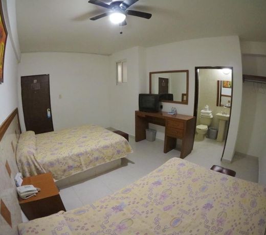 Hotel Niza Zona Piel