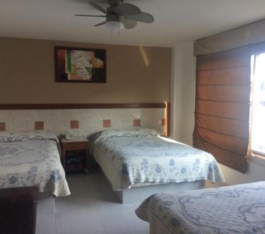 Hotel Niza Zona Piel