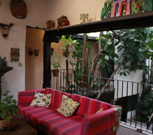 Casa de los Espíritus Alegres By Rotamundos