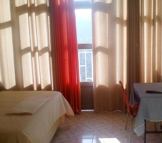 Eminence Hotel