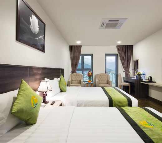 Green Lighthouse Hotel