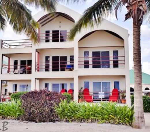 Tres Cocos Resort