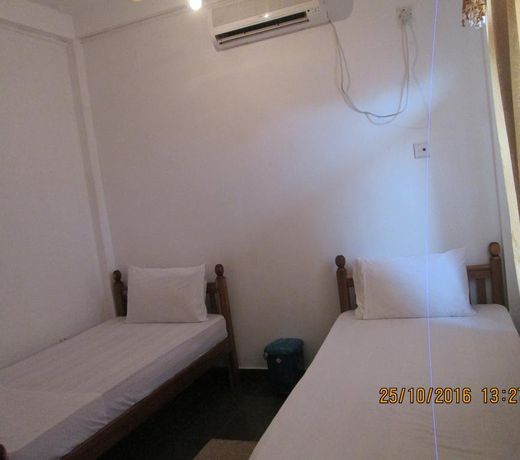 HOTEL BLUE WHALE