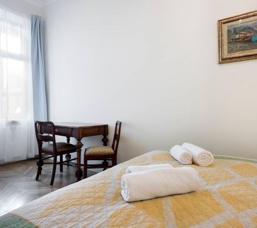 Zwierzyniecka Old Town Apartments by Otium