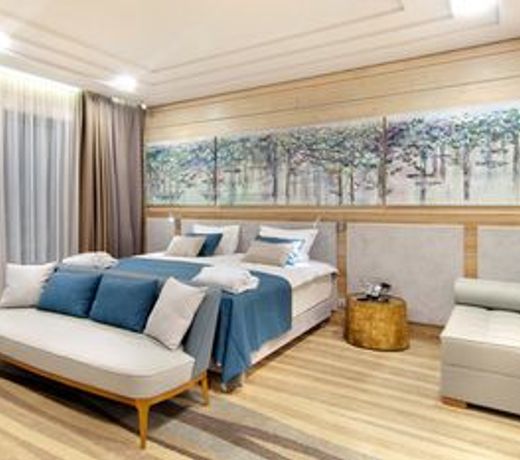 Cosmos Collection Izumrudny Les Hotel