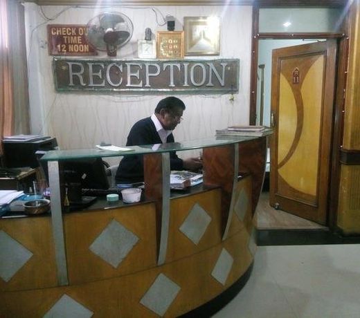 Minar Hotel