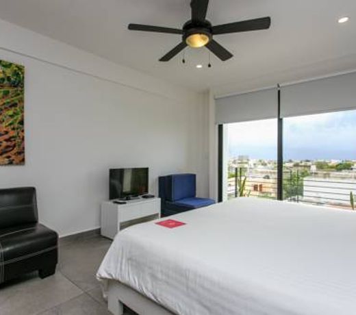 Studio 30 Condhotel by Nah Hotels