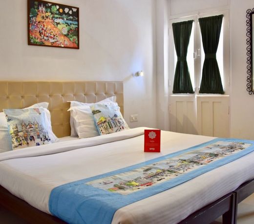 OYO 10241 Hotel Mayfair 2