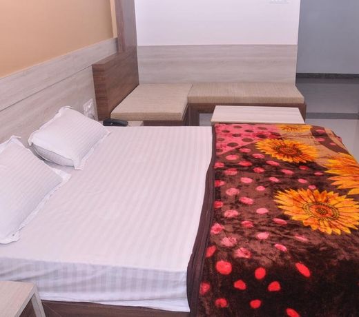 Amar Palace -A Heritage Hotel