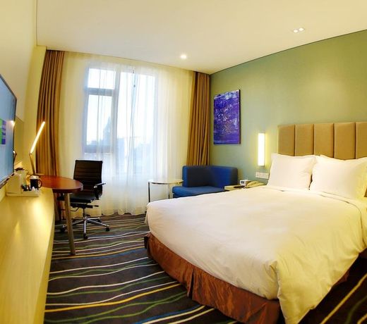 Holiday Inn Express Langfang Park View, an IHG Hotel