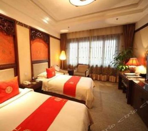Tang-paradise Hotel