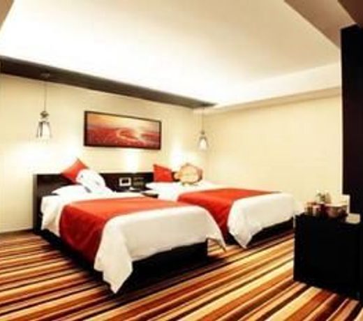 Lemon Hotel
