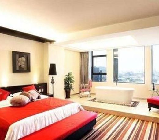 Lemon Hotel