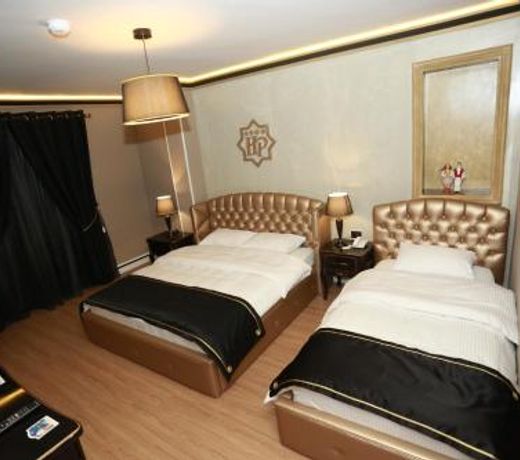 Hotel Hymeti's Palace
